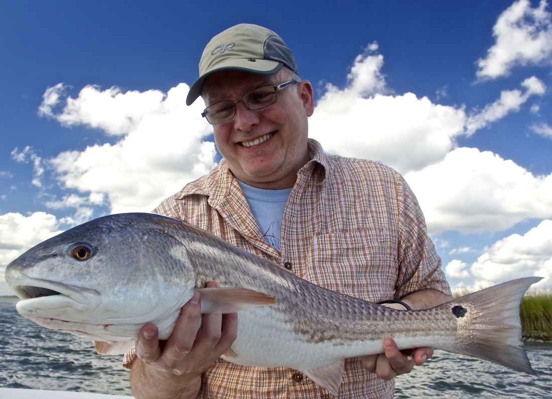 Bluffton Fishing, Fly fishing Hilton Head Island. Big redfish on the fly
